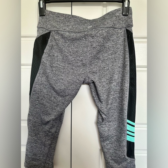 FOREVER 21 LEGGINGS - L - Picture 3 of 6